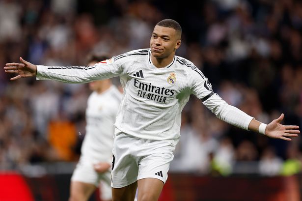 Kylian Mbappé é mais altruísta do que CRISTIANO RONALDO